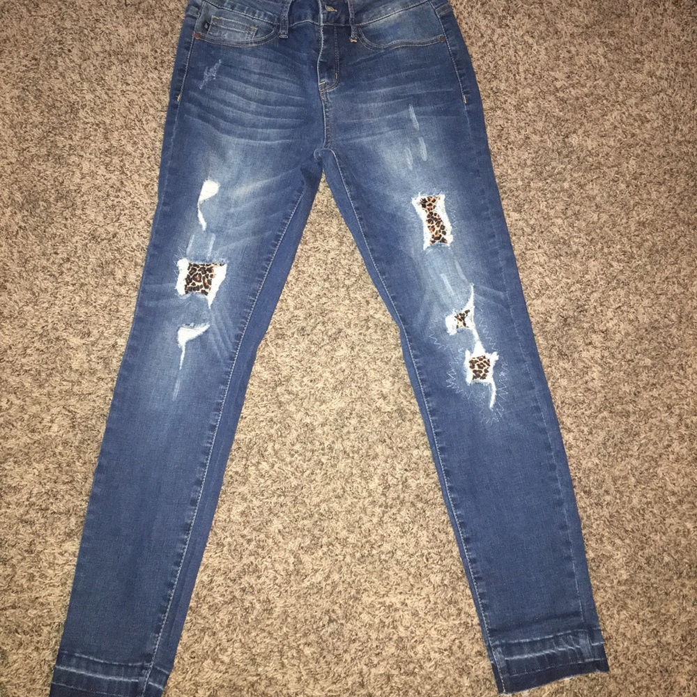 Judy Blue Jeans with Leopard detail